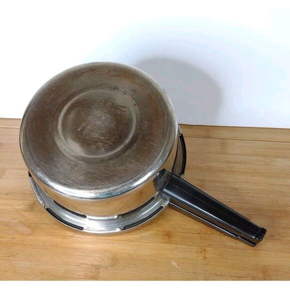 Vintage Presto Pressure Cooker Canner #804 with Jiggler - Picture 6 of 16